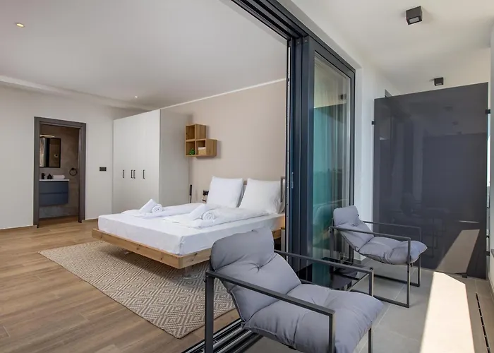 Belinda With Balcony & Private Parking * Opatija