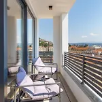 Apartmán Belinda With Balcony & Private Parking