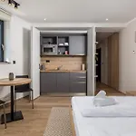 Belinda With Balcony & Private Parking Apartmán Opatija
