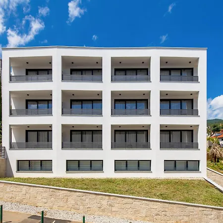 Apartmán Belinda With Balcony & Private Parking Opatija