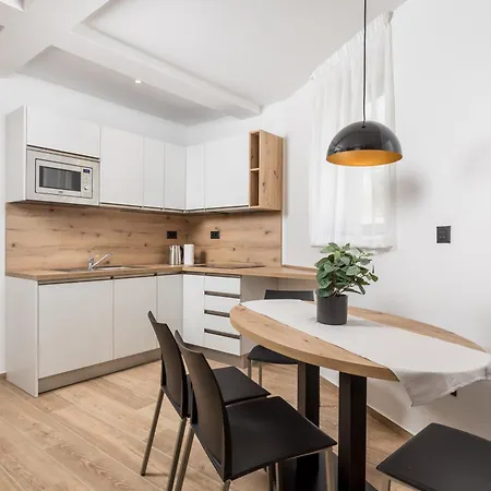 Apartament Belinda With Balcony & Private Parking Opatija