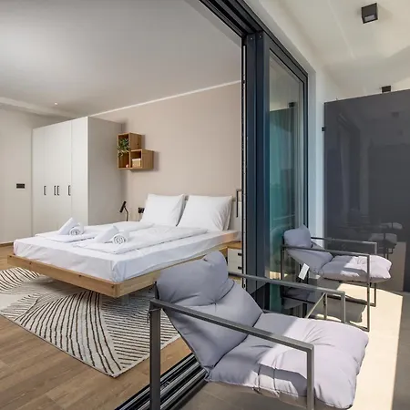 Belinda With Balcony & Private Parking * Opatija