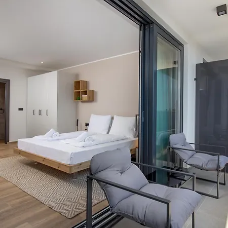 Belinda With Balcony & Private Parking * Opatija