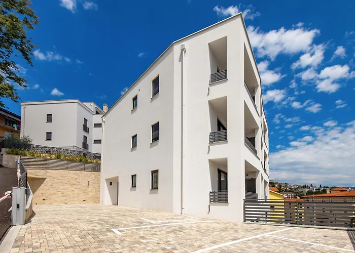 Apartament Belinda With Balcony & Private Parking Opatija