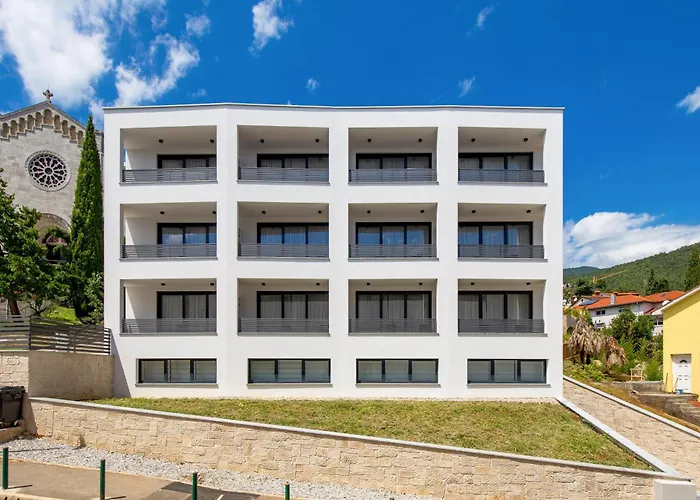 Apartament Belinda With Balcony & Private Parking Opatija