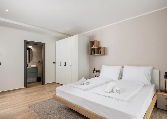 Belinda With Balcony & Private Parking * Opatija