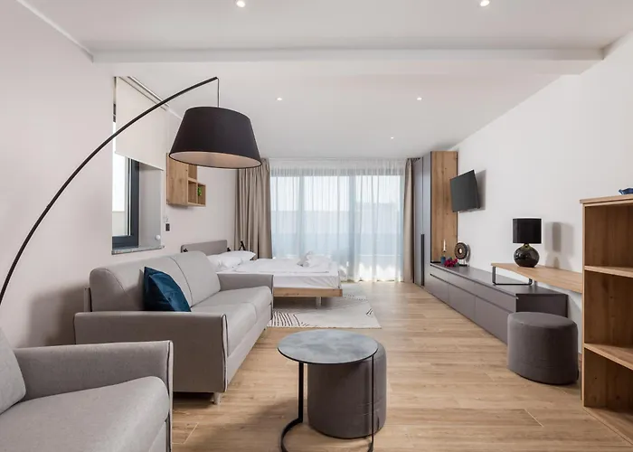 Belinda With Balcony & Private Parking Opatija