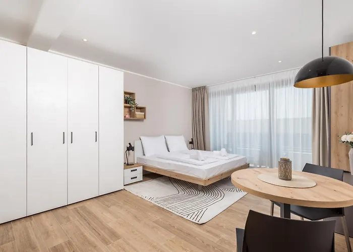 Apartament Belinda With Balcony & Private Parking