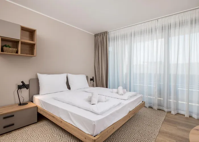 Belinda With Balcony & Private Parking * Opatija