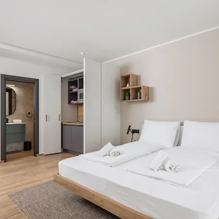 Belinda With Balcony & Private Parking Apartman Opatija
