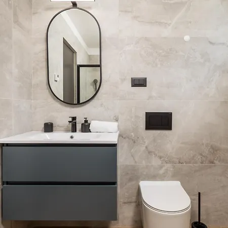 Διαμέρισμα Belinda With Balcony & Private Parking *